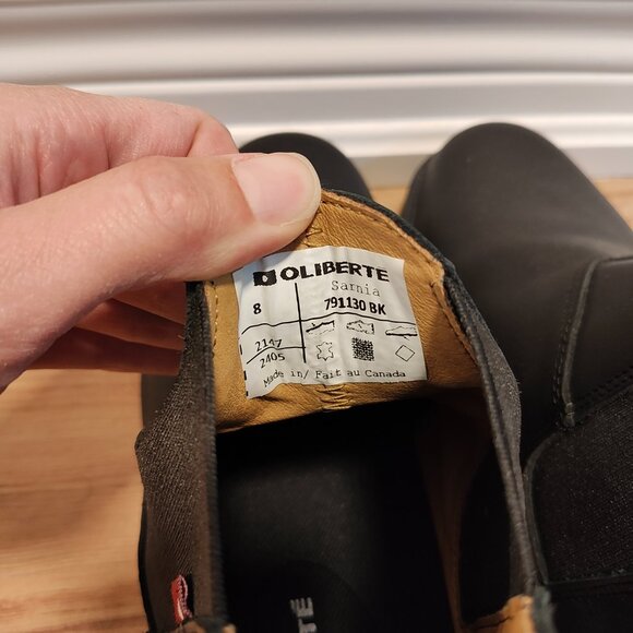 Like New Oliberte Women's 'Sarnia' Black Leather Boots, Made in CAN - Sz 8 - Picture 5 of 6